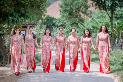 Bài thơ: ĐI NHÀ TRẺ